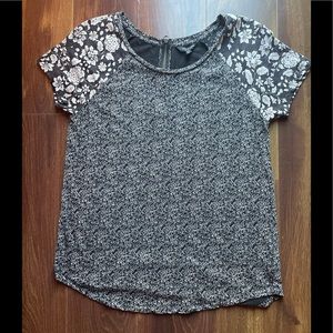 LUCKY BRAND Black Floral Blouse Size Medium